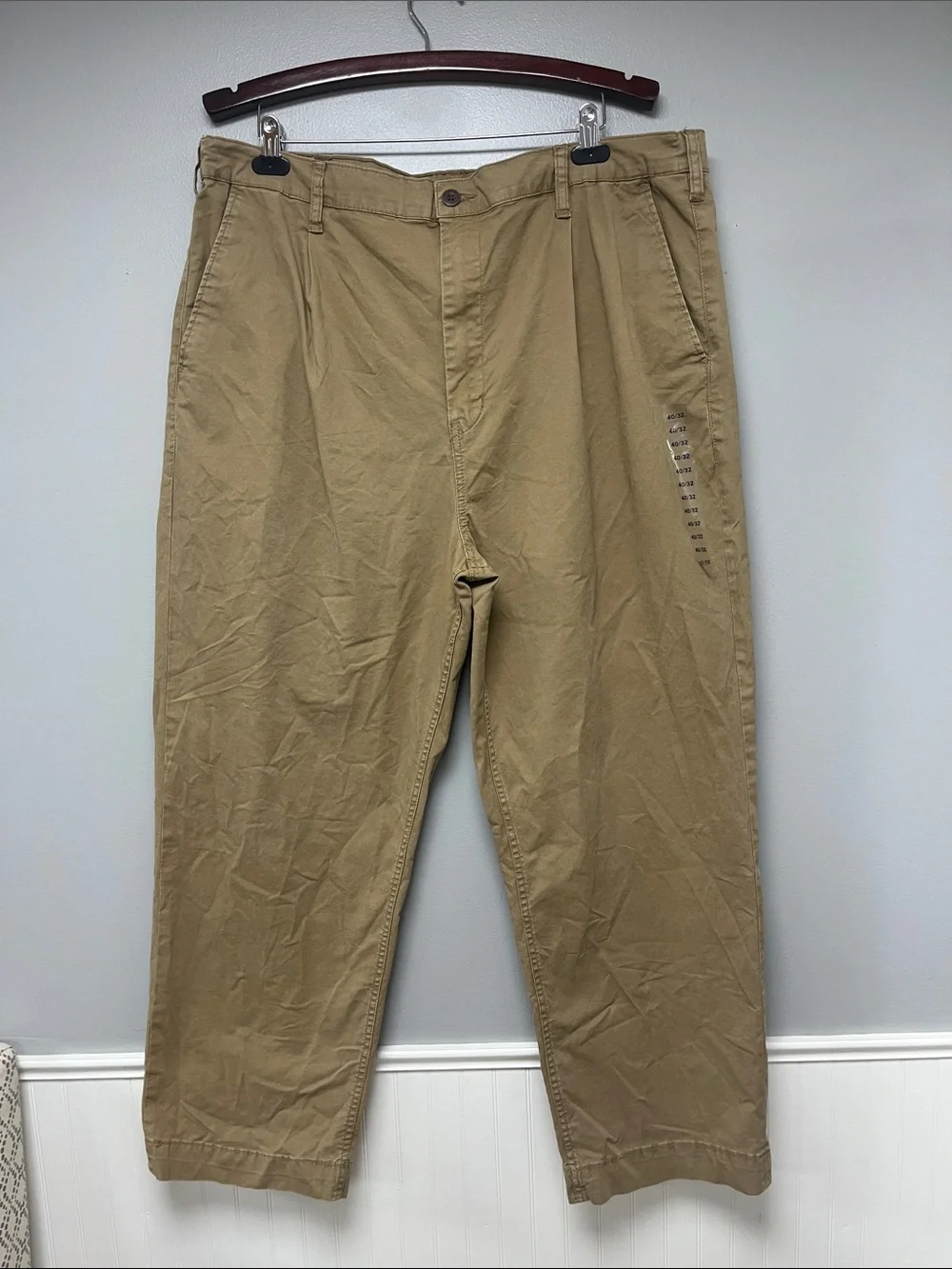 American Eagle Flex Pleated Loose Easy Pant size 40/32